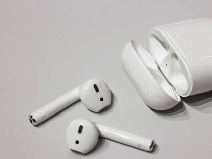 Los auriculares inalámbricos de Apple.