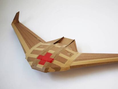 Un modelo de dron desechable.