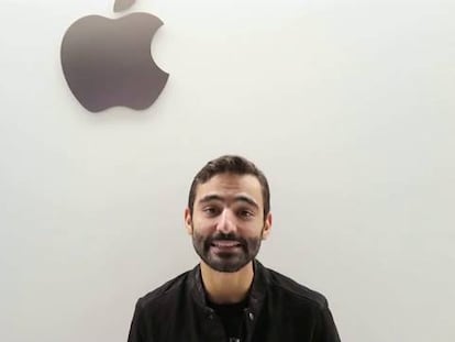Máximo Cavazzani durante la presentación del reloj de Apple.
