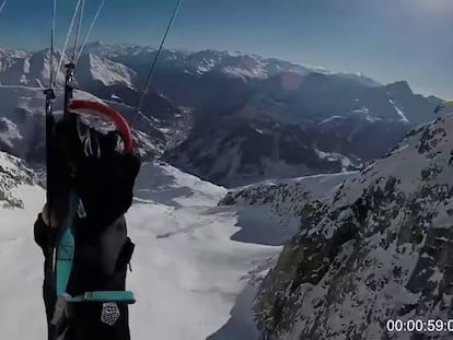 Así se desciende por el Mont Blanc ‘esquiando en el aire’