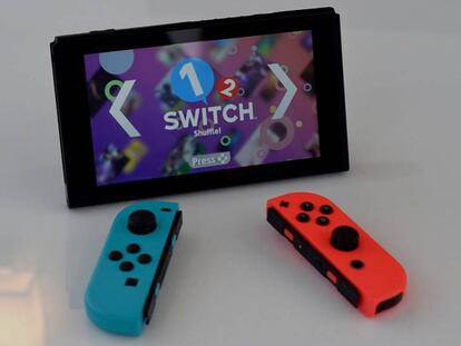 Prototipo de la nueva consola Nintendo Switch.