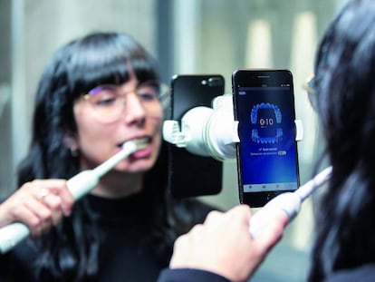 Un cepillo de última generación para lavarse los dientes a conciencia