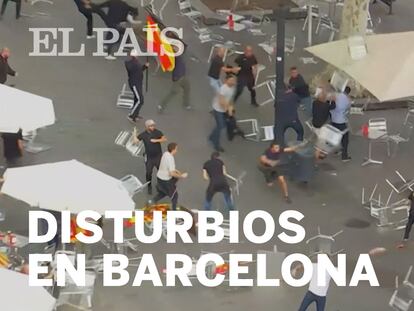 Batalla campal en una terrassa de plaça Catalunya.