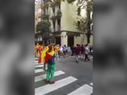 Varios jóvenes protagonizan una pelea en Barcelona