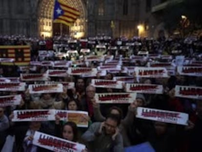 Manifestación en la plaza de la Catedral de Barcelona.