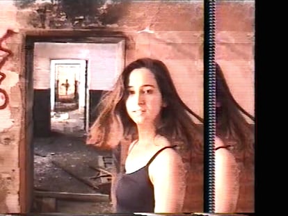 Vídeos caseros y chapuzones: estrenamos el videoclip de Escorpio