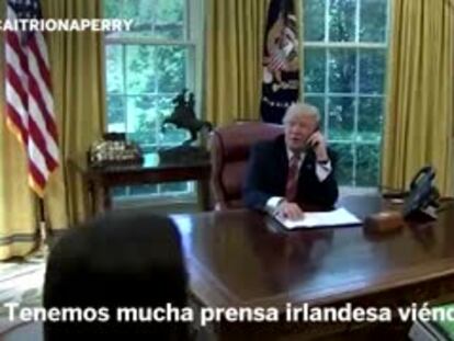 Trump interrumpe una llamada con el primer ministro irlandés para flirtear con una periodista