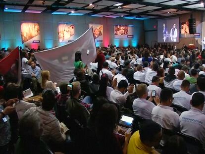 Las FARC prometen fidelidad al ideario revolucionario en su nuevo proyecto político