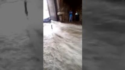 Video: Storm hits the historic town center of Toledo