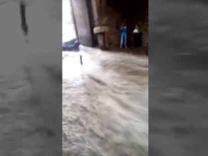 Video: Storm hits the historic town center of Toledo