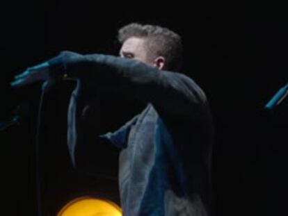 Tres docenas de canciones de amor a México