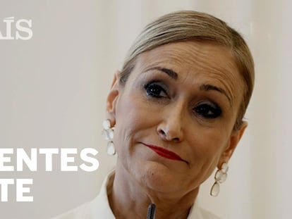 Cristina Cifuentes anuncia la seva dimissió.