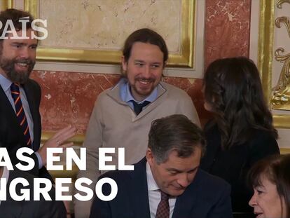 La charla entre risas de Pablo Iglesias con el portavoz de Vox irrita a Rufián