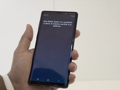 Un día con el asistente virtual de Samsung: “Bixby, quiero sacar pasta”