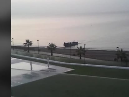 La ‘narcopatera’ que une Ceuta con Cádiz y Málaga en media hora. En vídeo, una grabación realizada por un videoaficionado.