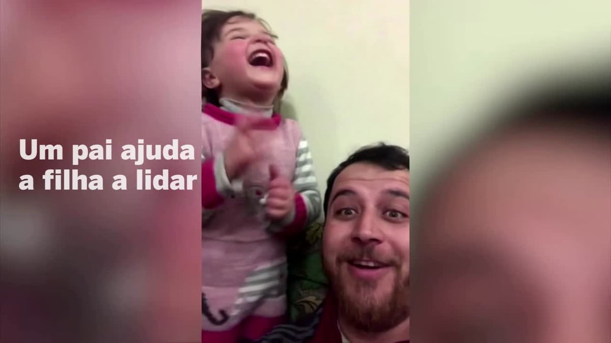 Pai cria brincadeira para evitar que a filha fique com medo durante  bombardeios na Síria