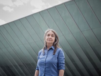 La bióloga Julia Carabias responde preguntas sobre sostenibilidad y medio ambiente en el Hay Festival 2021.