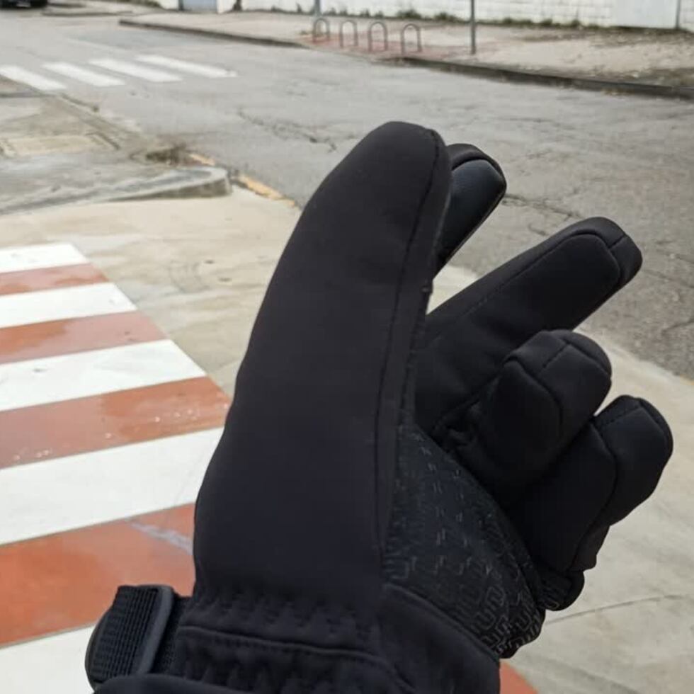 Los mejores guantes calefactables para combatir el frío invernal