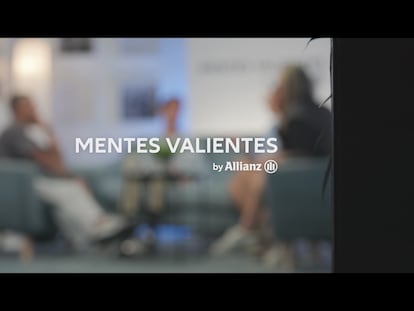 La lucha de dos futbolistas por continuar cuando la cabeza y el cuerpo no pueden más
