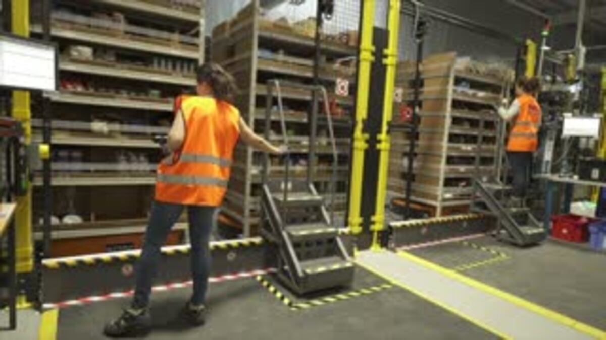 Así es el ejército de robots de Amazon que trabajará en sus