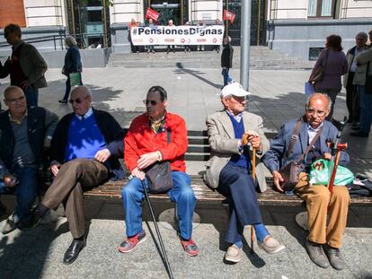 Seis claves sobre las pensiones públicas y el ahorro privado