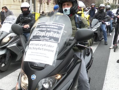 Más de 2.000 repartidores piden que la 'ley de Rider' incluya la opción de poder ser autónomo