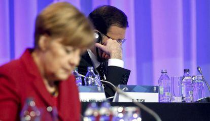 Angela Merkel y Mariano Rajoy, en la reuni&oacute;n del PPE en Dubl&iacute;n. 