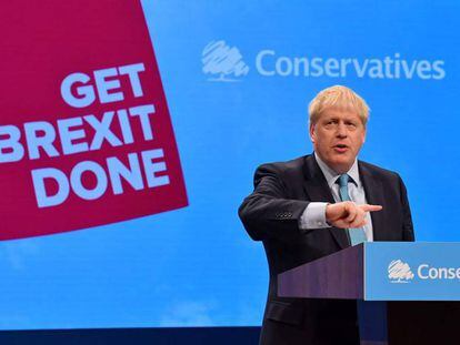 El primer ministro birtánico Boris Johnson en la convención del partido Conservador en Manchester