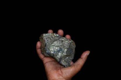 Pieza de mineral de cobre de las minas Kilembe, en Uganda.