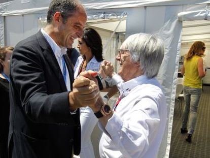 El expresidente de la Generalitat Francisco Camps y el patr&oacute;n de la F&oacute;rmula 1, Bernie Ecclestone, en 2011.