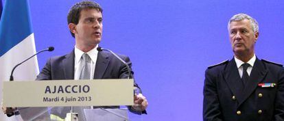 Manuel Valls en Ajaccio, la capital de Córcega.