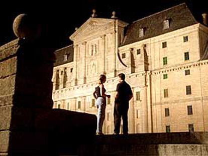 Fachada oeste del monasterio de San Lorenzo de El Escorial, iluminada con el nuevo sistema.