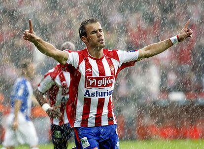 El delantero croata celebra su gol ante el Espanyol