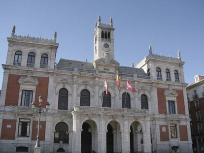 Fachada del Ayuntamiento de Valladolid.