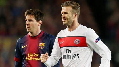 Lionel Messi y David Beckham en un partido de la Liga de Campeones en 2013.