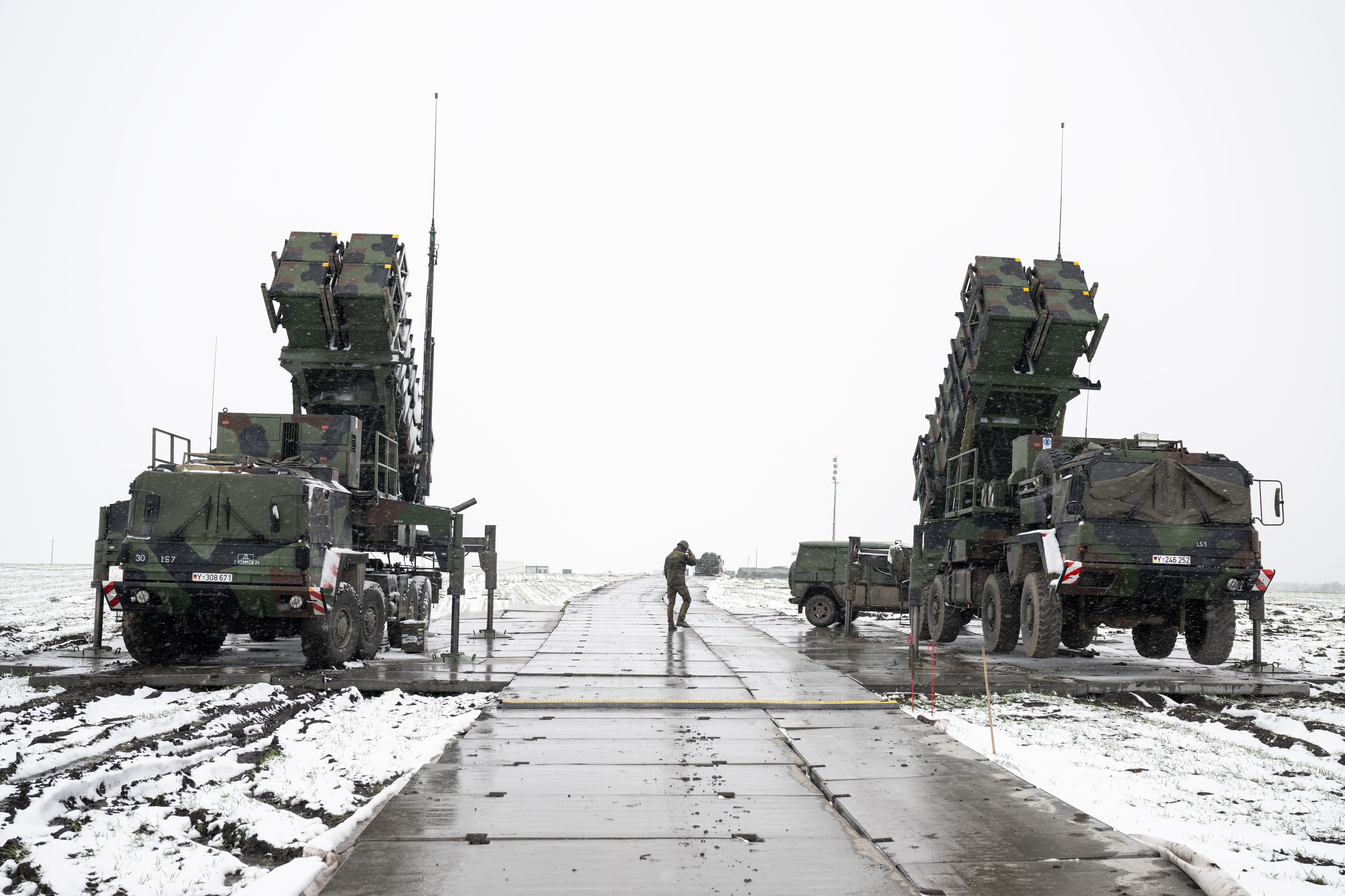 La UE y la OTAN urgen a los aliados a que envíen sistemas antimisiles para crear un escudo sobre Ucrania
