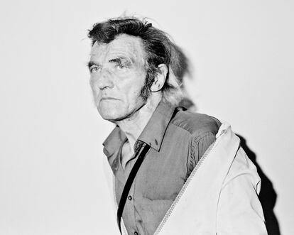 Imagen sin título perteneciente al fotolibro 'Ta-ra', publicado por Ediciones Anómalas y el Consell de Mallorca, obra del fotógrafo hispanoargentino Sebastián Bruno. El autor vivió a lo largo de nueve años en el sur de Gales, donde retrató la cotidianidad de las clases trabajadoras con la mirada aséptica de un extranjero.