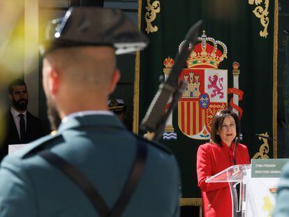 La ministra de Defensa, Margarita Robles, el martes en la toma de posesión de la nueva directora de la Guardia Civil, Mercedes González, en Madrid.