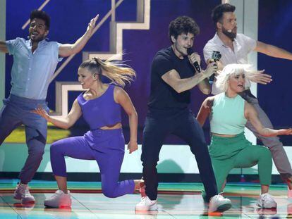 Miki, representante de España en Eurovisión, canta 'La venda' en Tel Aviv, el pasado sábado. En vídeo, el ensayo de la actuación.