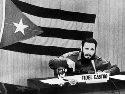 Fidel Castro da un discurso en Cuba en plena crisis de los misiles.