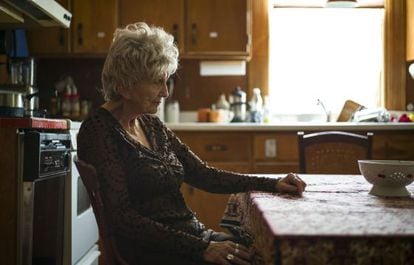 Alice Munro, en la cocina de su casa de Clinton, en Ontario, Canad&aacute;, en junio pasado. 