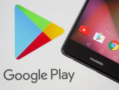 Smartphone de Huawei y logo de Google Play.