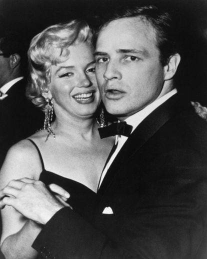Marilyn Monroe y Marlon Brando, en 1953.