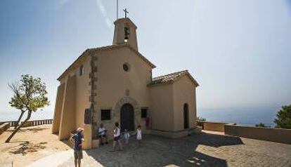 L'ermita de Sant Elm des d'on l'escriptor Ferran Agulló va batejar la Costa Brava.
