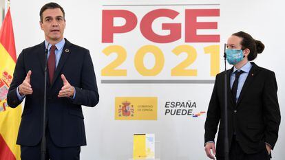 Pedro Sánchez y Pablo Iglesias, durante su comparecencia de esta mañana en La Moncloa. 
