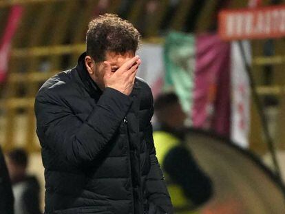 Simeone, durante el partido de Copa contra la Cultural.