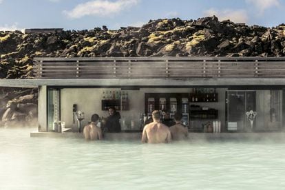 El Blue Lagoon o Laguna Azul, uno de los sitios más turísticos de Islandia.