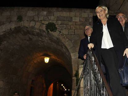 La candidata de extrema derecha francesa, Marine Le Pen, en Biblos (Líbano).