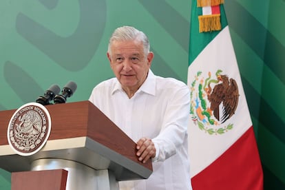 Andrés Manuel López Obrador durante su conferencia matutina de este viernes, en Veracruz.