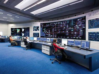 Centro de control de energías renovables creado por Red Eléctrica de España.